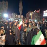 امواج پرچم‌ها در شب بیست‌ونهم با شعار ابوالفضل علمدار، خامنه‌ای نگهدار