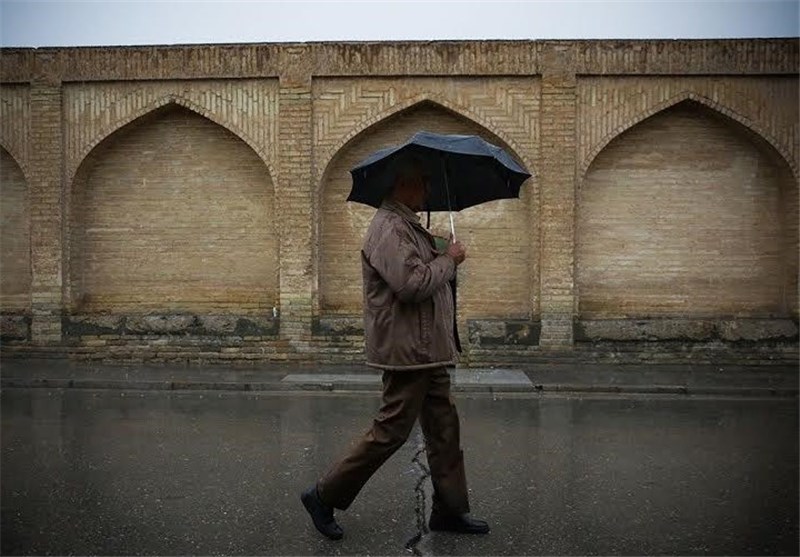 بارش‌های بهاری در راه اصفهان؛ افزایش 2 تا 4 درجه‌ای دما