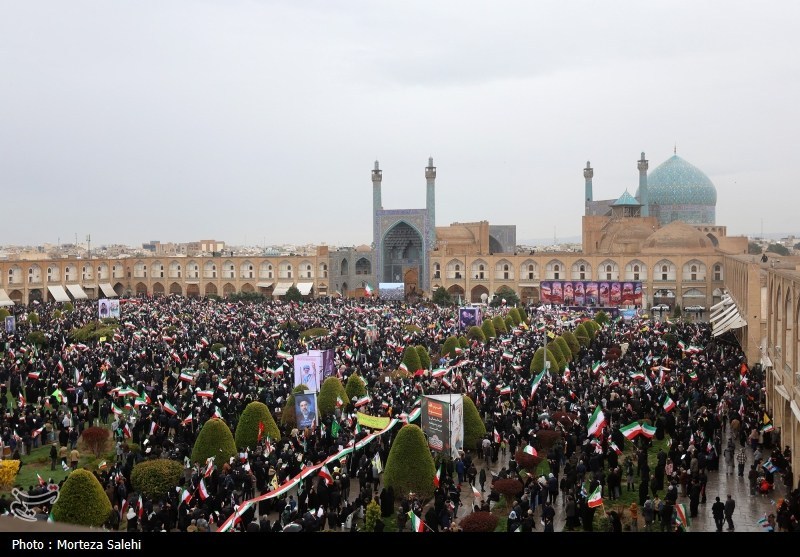 بیعت مردم با رهبر معظم انقلاب در راهپیمایی ‌قدس/ایران فریاد انتقام شد