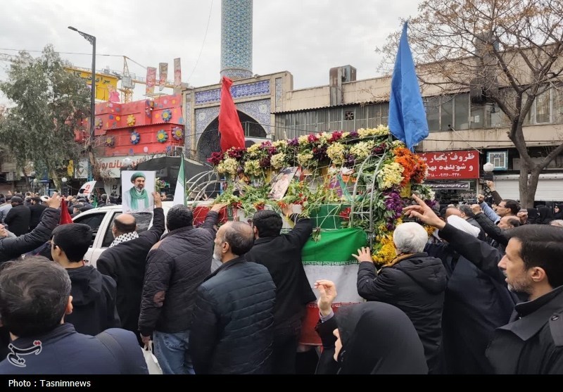 تشییع پیکر مطهر سرلشکر شهید ابوالقاسم بابائیان در شهرری + تصاویر