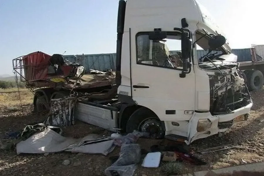 جزئیات تصادف مرگبار در سمنان/ برخورد پژو با تیربرق جان سه زن را گرفت