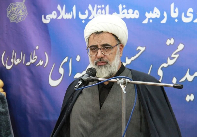 رهبر معظم انقلاب اشراف قابل توجهی بر مسائل نظامی و امنیتی دارند