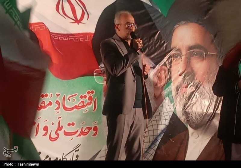 مردم با حضور خود در خیابان‌ها آمریکا را از غرب آسیا اخراج خواهند کرد