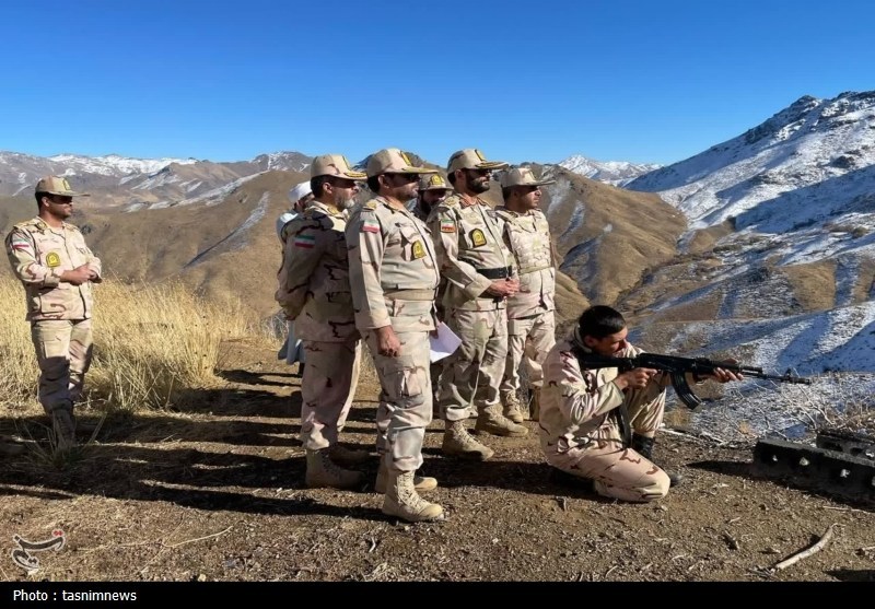 مرزها ناامن نمی‌شود/ 41 شهید در حملات به پاسگاه‌های مرزی