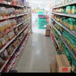 کالاهای اساسی به‌وفور در بازار موجود است