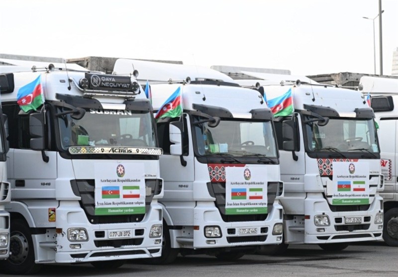 10 تریلی حامل 200 تن کمک آذربایجان وارد ایران شد