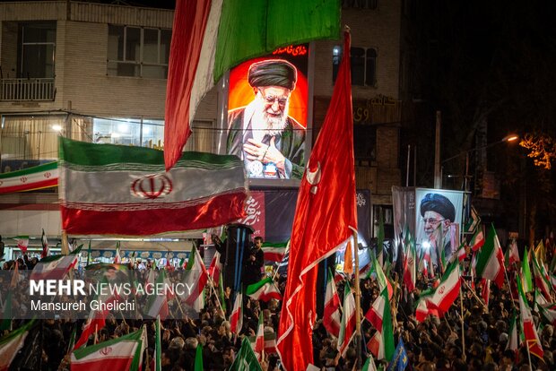 آوای دستانی که خاموش گریستند؛ ناشنوایان گرمسار در سوگ رهبر شهید