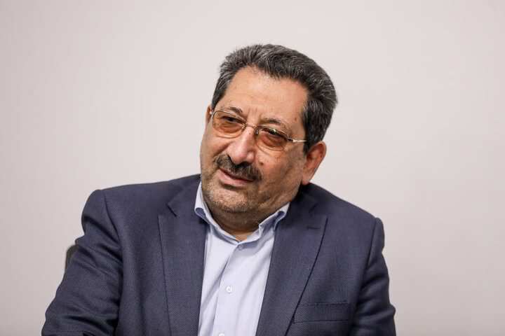 اتابک: صنایع آسیب دیده از جنگ هرچه سریعتر بازسازی شود