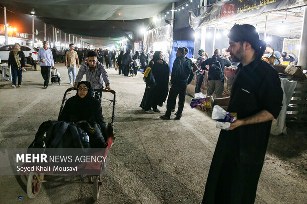 استاندار خوزستان: اربعین امسال پرشورتر از هر سال برگزار می‌شود