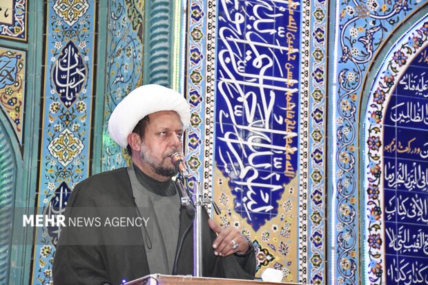 امام جمعه عسلویه: حفظ اتحاد و همدلی ملی در برابر تهدیدات ضروری است