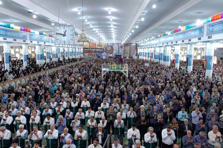 امام جمعه کرمان: وحدت ملت ایران کوهی استوار در برابر حوادث است