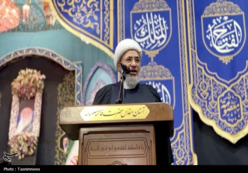 ایرانیان زیر پرچم ولایت استکبار جهانی را به خاک مذلت خواهند کشاند