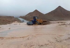 بارش شدید باران به تعدادی از منازل مردم آبدانان خسارت زد