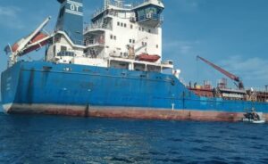 بلومبرگ: کاهش ۱۴.۵ میلیون بشکه تولید نفت کشورهای خلیج فارس در روز 