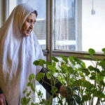 تاثیر تنهایی بر سلامت مغز زنان در شروع یائسگی