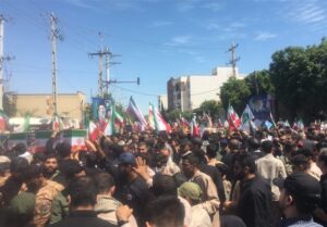 تشییع شهید تنگسیری در بوشهر؛ آخرین وداع کلیددار هرمز در زادگاهش