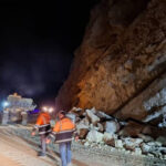 تصاویری از عملیات آواربرداری در آزادراه تهران-پردیس