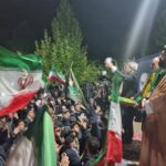 جشن زندگی در کنار حماسه مردمی؛ عروس و داماد در تجمع فاضل‌آباد