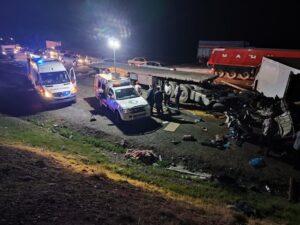حادثه رانندگی در جاده بروجرد - اراک یک فوتی و ۷ مصدوم برجای گذاشت