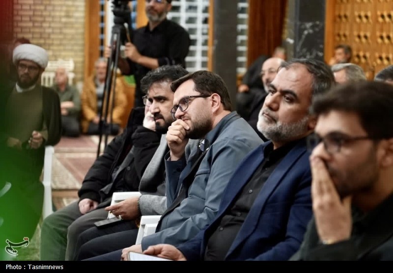 «حرم دلدار»؛ طنین حماسه و شعر در حسینیه اعظم زنجان «حرم دلدار»؛ طنین حماسه و شعر در حسینیه اعظم زنجان