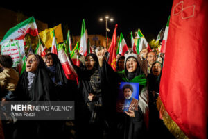 حماسه‌ای از جنس نور در کهن‌شهر ایوانکی