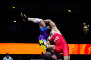 خلف وعده خیبر خرم آباد ادامه داد/ حق کشتی‌گیران پایمال شد