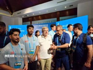 دیدار توماس باخ با ورزشکاران ایرانی در دهکده بازی‌ها