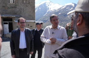 رحمانی: امنیت مرزها مدیون ایثار رزمندگان در سخت‌ترین شرایط اقلیمی است