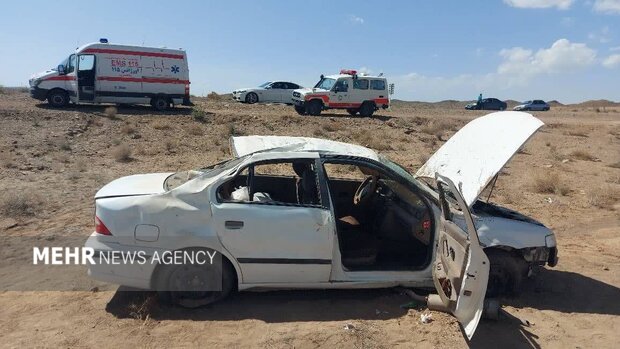 سقوط سمند از پل در محور دامغان - شاهرود؛ ۵ مصدوم راهی بیمارستان شدند