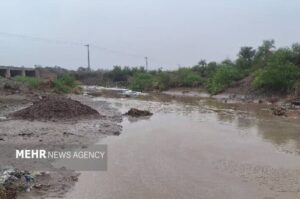 سیلاب در راه اصفهان؛ ۳۴۵ تیم امدادی آماده‌باش شدند
