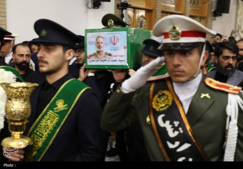 شبی ماندگار در قم؛ وداع باشکوه با سپهبد شهید موسوی در حرم+ عکس مراسم تشییع , اخبار قم , حضرت معصومه (س) ,