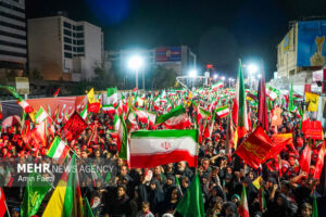 شیراز؛ یک‌صدا برای ایران