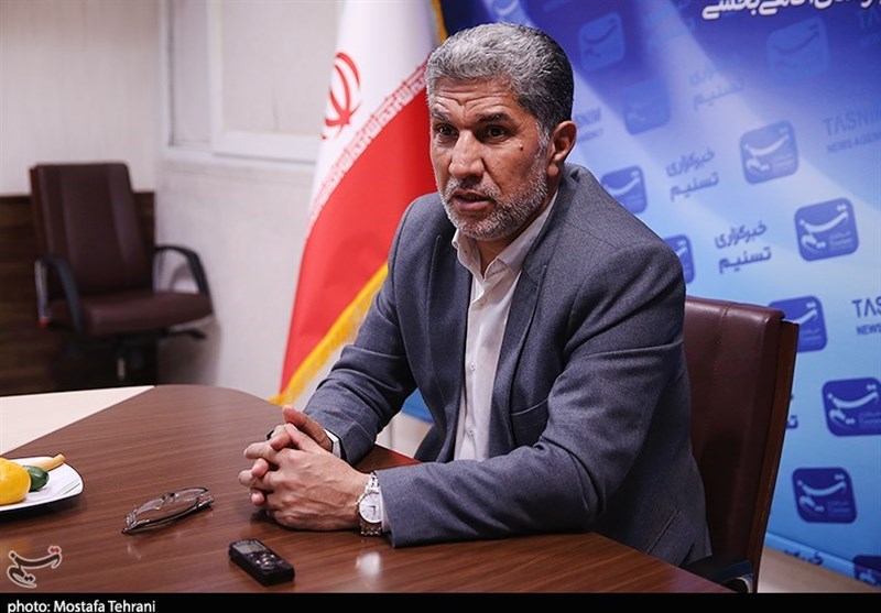 عضو کمیسیون انرژی: ایران روزانه نفت خود را می‌فروشد/ مشکل سوخت نداریم