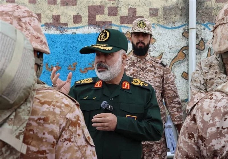 فرمانده نیروی زمینی سپاه: ایران را زندان و باتلاق متجاوزان می‌کنیم