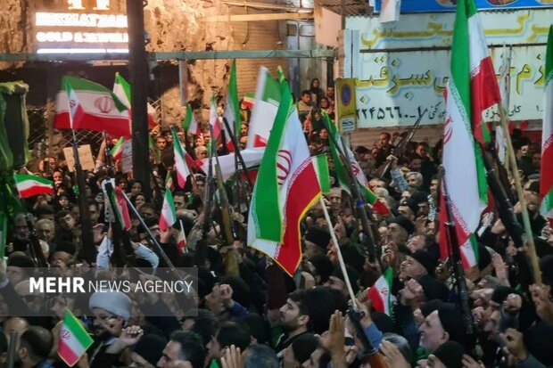 مشق عشق به وطن در خیابان های دزفول؛ مقاومت همچنان باقیست