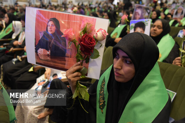 مشهدالرضا(ع) آرامش دلِ خانواده شهدای میناب 