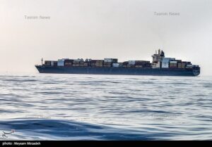 پاسخ قاطع سپاه به راهزنی دریایی آمریکا/ گزارش تسنیم از تنگه هرمز