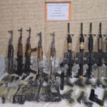 کشف 28 قبضه سلاح کلت جنگی در ارتفاعات صعب‌العبور ارومیه