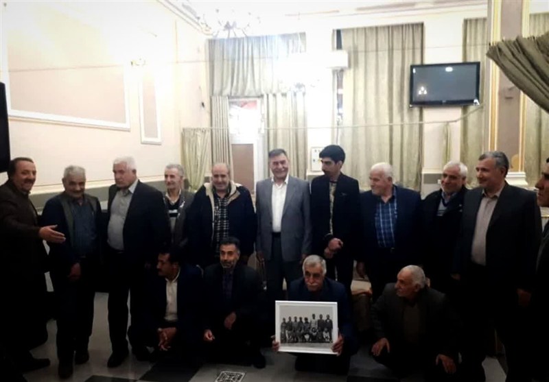 دیدار دوباره با معلم پس از 52 سال؛از برف تا برق!