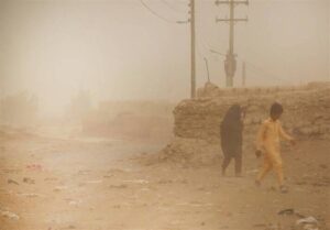 سرعت طوفان گردوخاک سیستان از مرز 100 کیلومتر بر ساعت گذشت