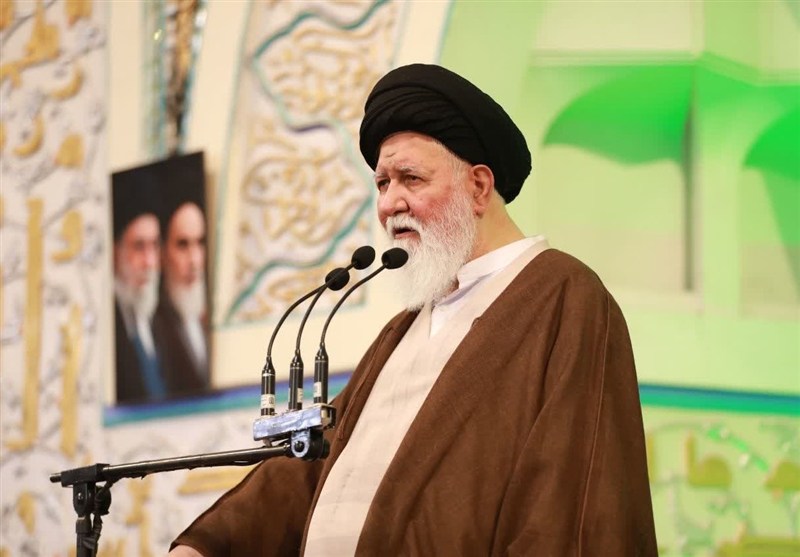 علم‌الهدی:نوسان قیمت از گرانی هم بدتر است/همه در مقابل معیشت مسئولیم