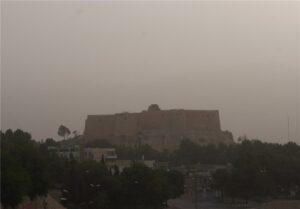 غرب ایران زیر آسمان خاک؛ 13 روز هوای ناسالم در لرستان