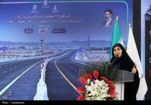 وزیر راه: مهندسان پای‌کار ایران ایستاده‌اند/پروژه‌ها روی زمین نمی‌ماند
