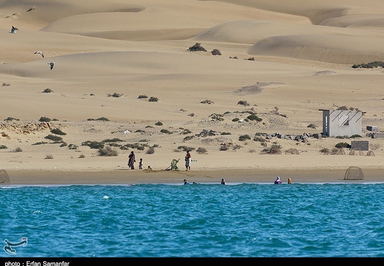 اینجا آخر دنیاست؛ جایی که شنهای کویر در آغوش دریا آرام میگیرند سواحل مکران , اخبار چابهار , اخبار بلوچستان ,