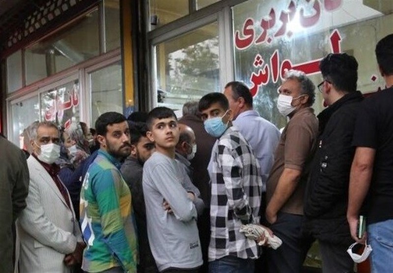 چالش «صف نان» در نانواییها/نانهایی که از سوپرمارکت سر در میآورد! نانوایی , اخبار زنجان , آرد ,