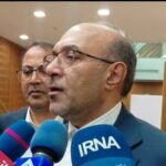 خلاء محدودیت تردد خودروها در مناطق آزاد باید برطرف شود
