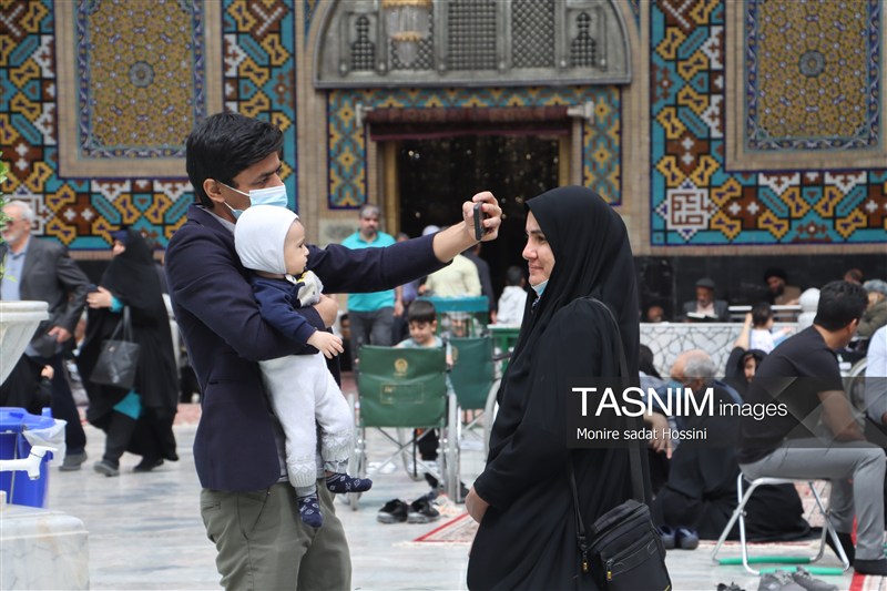 چهارشنبه امامرضایی؛ روایت دلدادگی در آستان سلطان خراسان امام رضا (ع) , حرم امام رضا(ع) , خراسان رضوی , اخبار استان خراسان رضوی , مشهد مقدس , اخبار مشهد , زائر رضوی , زائران , آستان قدس رضوی , خادمیاران رضوی ,